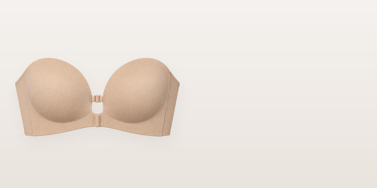 Nuvella Glow strapless front-clasp bra in skin color